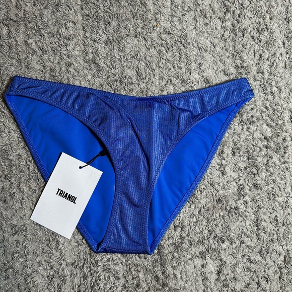 TRIANGL MAIA - BALT BLUE RIBBED SCOOP BIKINI SET - Picture 4 of 6
